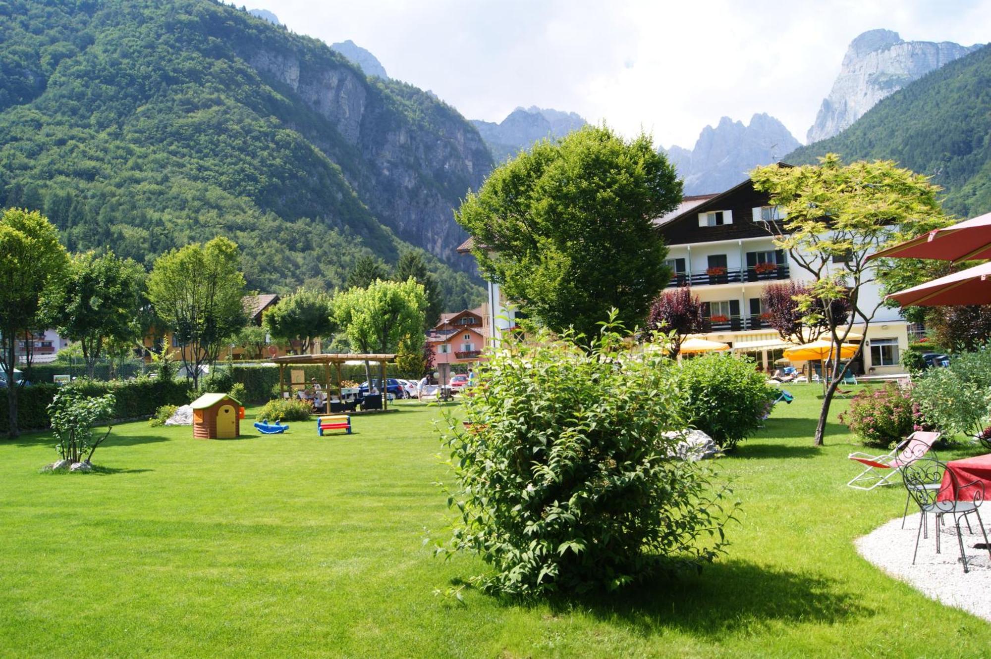Garden Hotel Bellariva Molveno Buitenkant foto